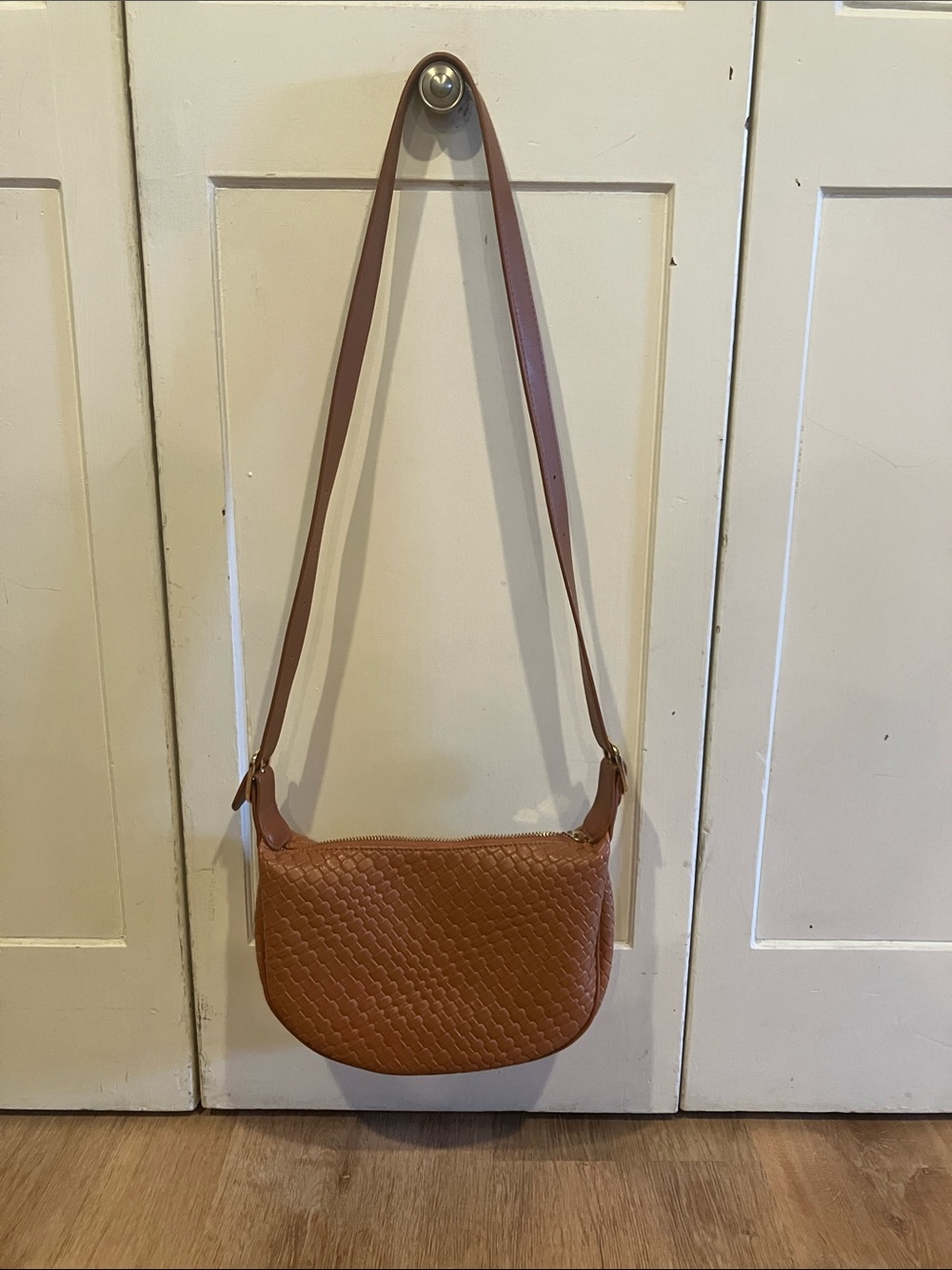 Woven Crossbody Bag in Cognac